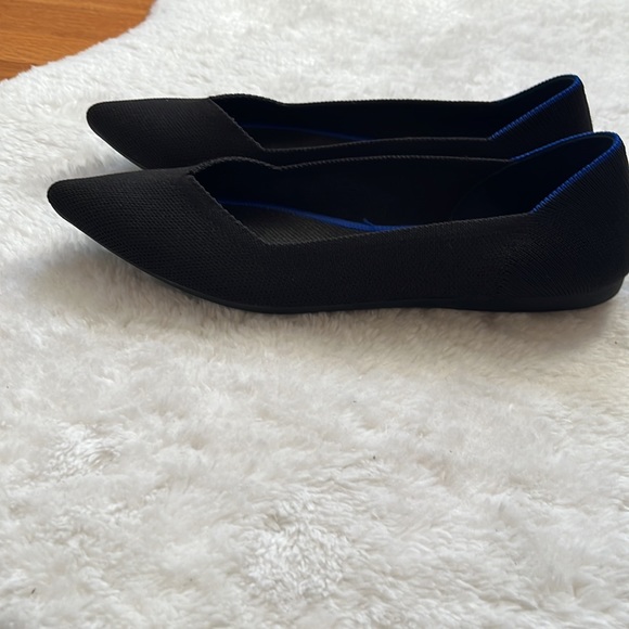 Rothy’s Sz 8.5 The Point in Black - Picture 3 of 5